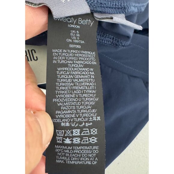 Sweaty Betty Explorer 3.5" Shorts athleisure hiking camping navy outdoor sz‎ 6 - Picture 6 of 7